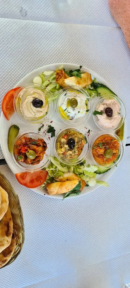 Gemischte Vorspeisenplatte